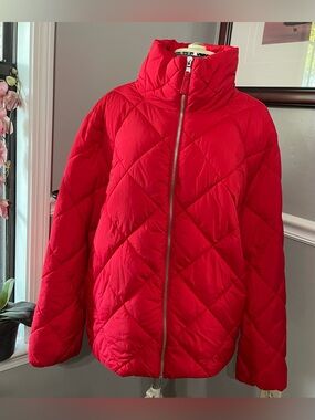 NWT LOFT sz XXL Red Quilted Puffer Jacket. This coat defines cozy!